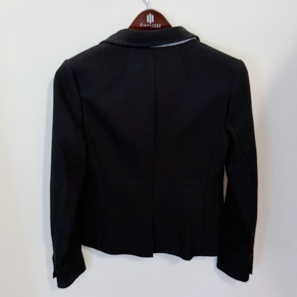 Vintage banana republic black blazer size 0 (fits like a 2/small) - Picture 2 of 5